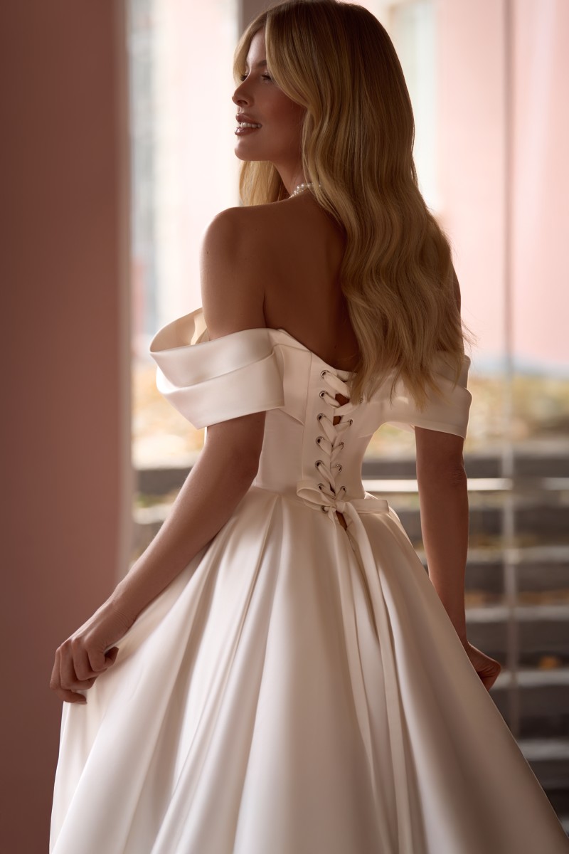 Νυφικό off shoulder, Deyneko